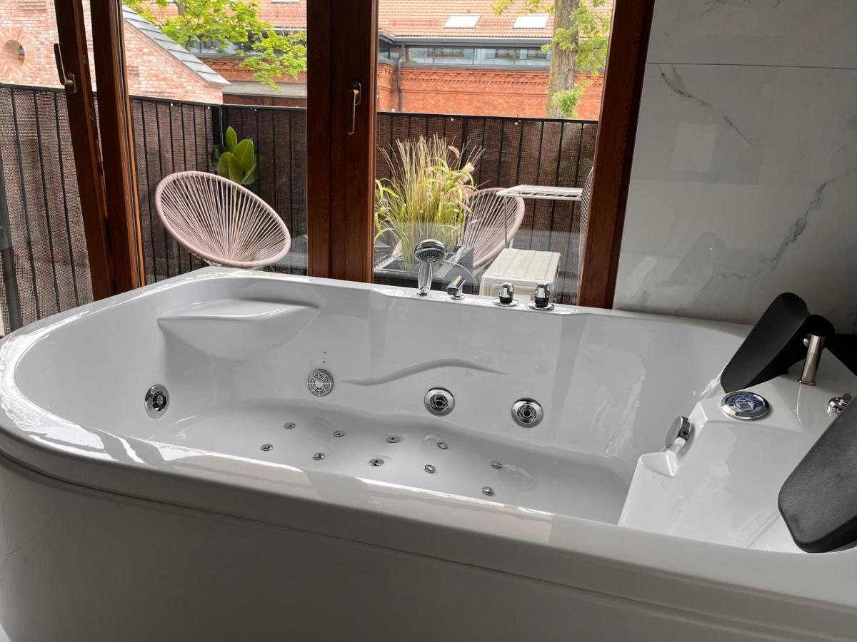Jacuzzi Rakowicka Top Apartments Cracovia Exterior foto