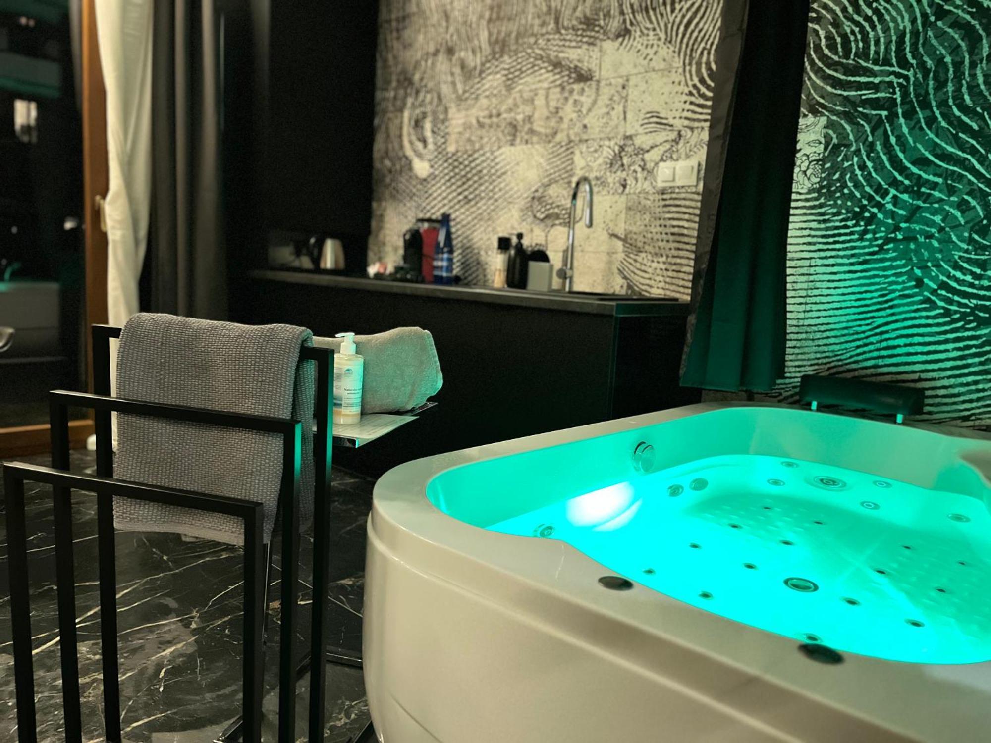Jacuzzi Rakowicka Top Apartments Cracovia Exterior foto